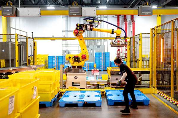 Algorized secures funding for people-sensing technology for safe human-machine interaction