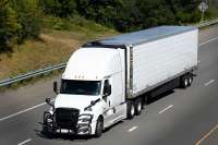 FMCSA warns 550 CDL training schools of shut down for safety noncompliance